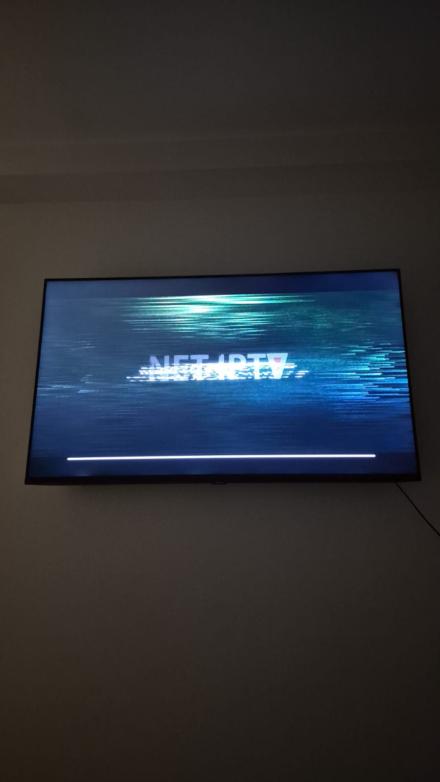 NET IPTV blocat pe ecranul de pornire